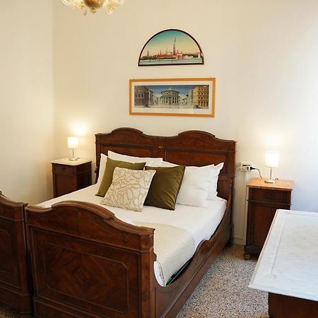 Ca' Alle Gondolette Venezia Esterno foto